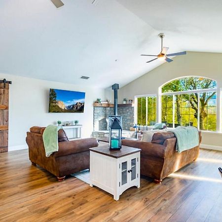 Mystic Mountain Villa, 14 Miles From Yosemite Oakhurst Exteriör bild