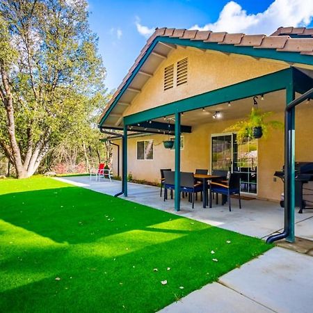 Mystic Mountain Villa, 14 Miles From Yosemite Oakhurst Exteriör bild