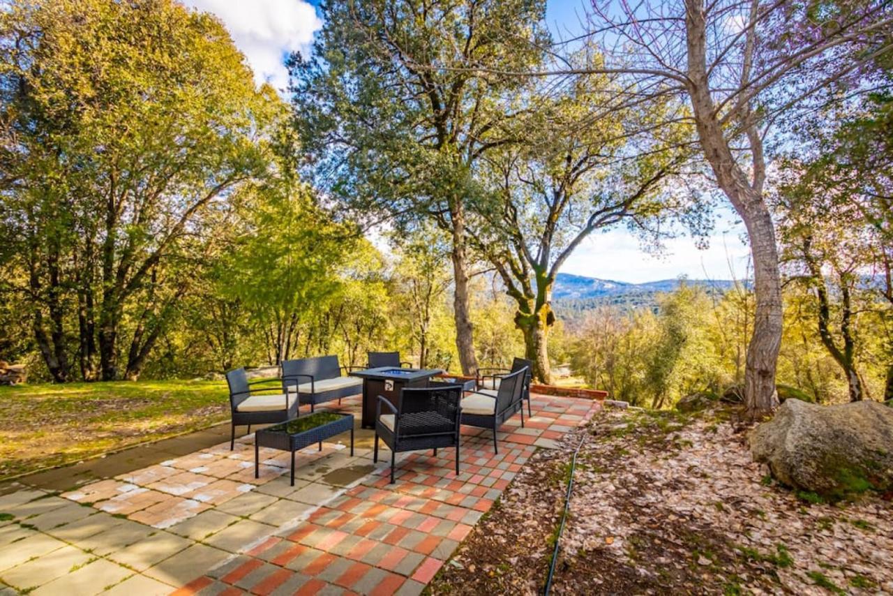 Mystic Mountain Villa, 14 Miles From Yosemite Oakhurst Exteriör bild