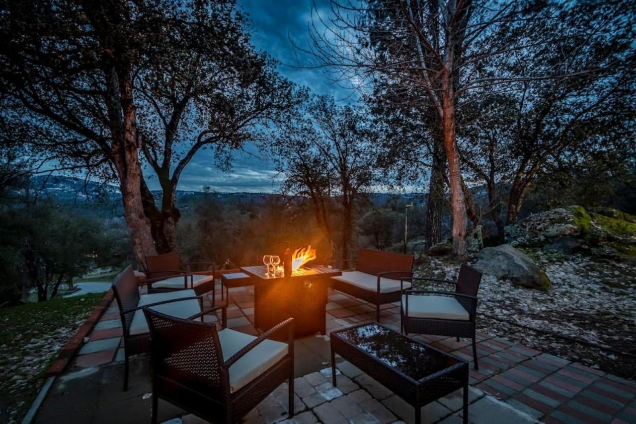 Mystic Mountain Villa, 14 Miles From Yosemite Oakhurst Exteriör bild
